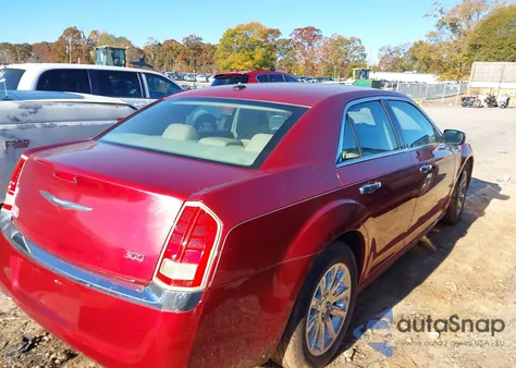 2012 Chrysler 300 Limited z USA, uszkodzony, nr VIN 2C3CCACG7CH251671
